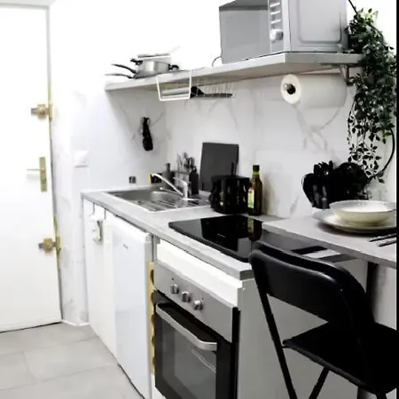 Jungleroom Connecte ! Au Coeur Du Vieux Νίκαια