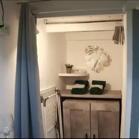 Appartement Jungleroom Connecte ! Au Coeur Du Vieux Nice